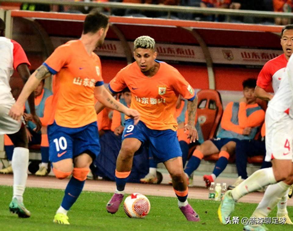 开云体育入口-上海申花迎战山东鲁能：中超劲旅齐聚一堂