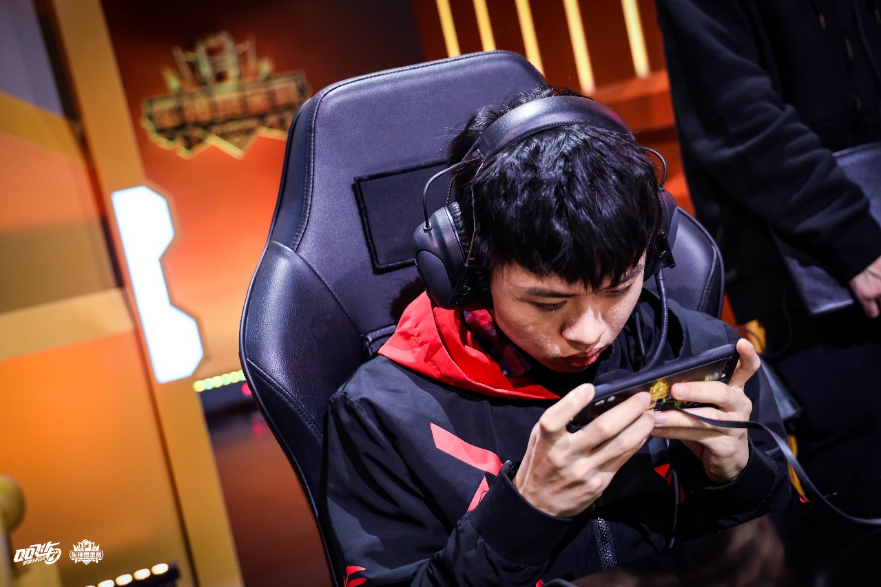 开云体育登录-场面异常紧张，选手步步为营的简单介绍