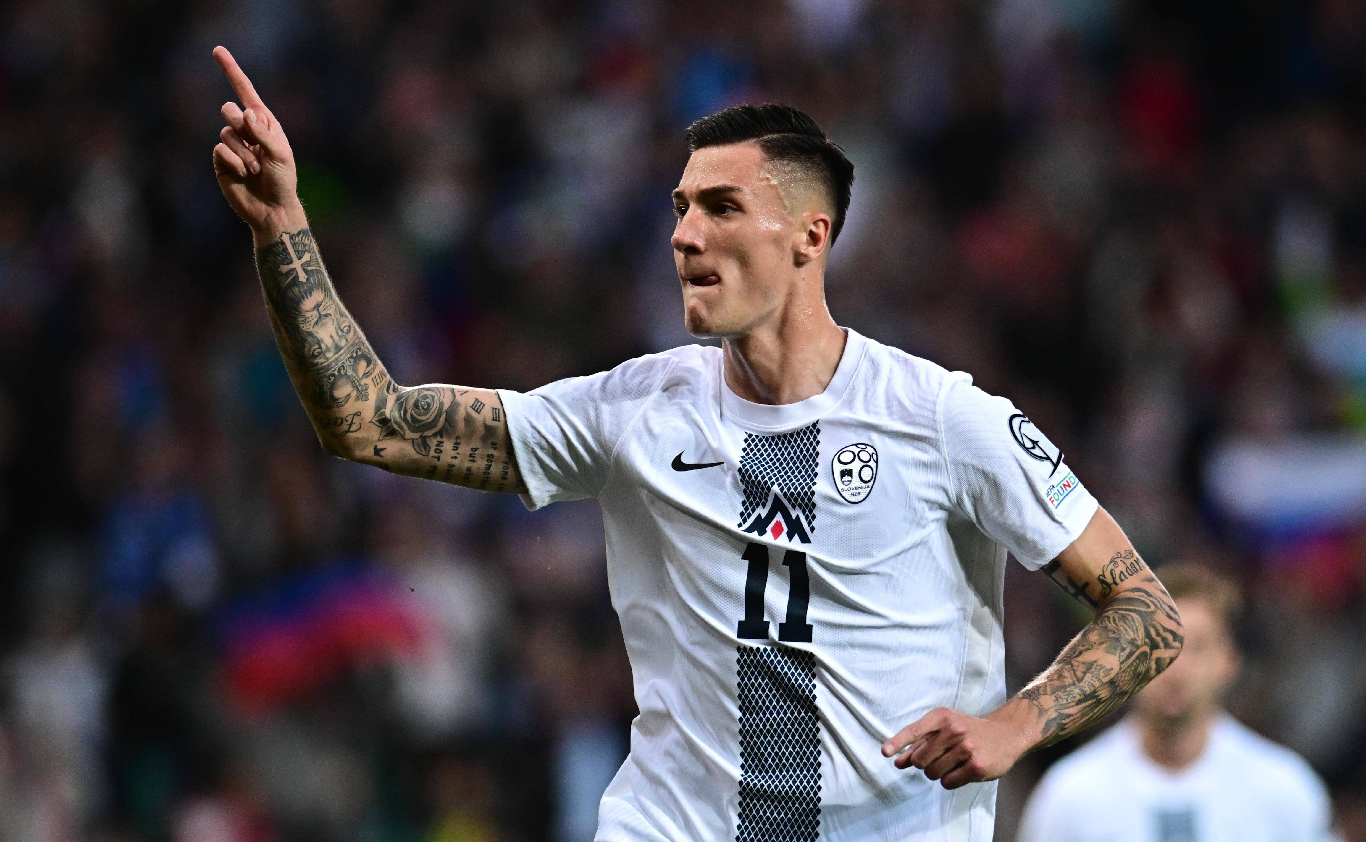 开云APP-关于欧预赛比赛中球队们拼尽全力,拼搏到底的信息