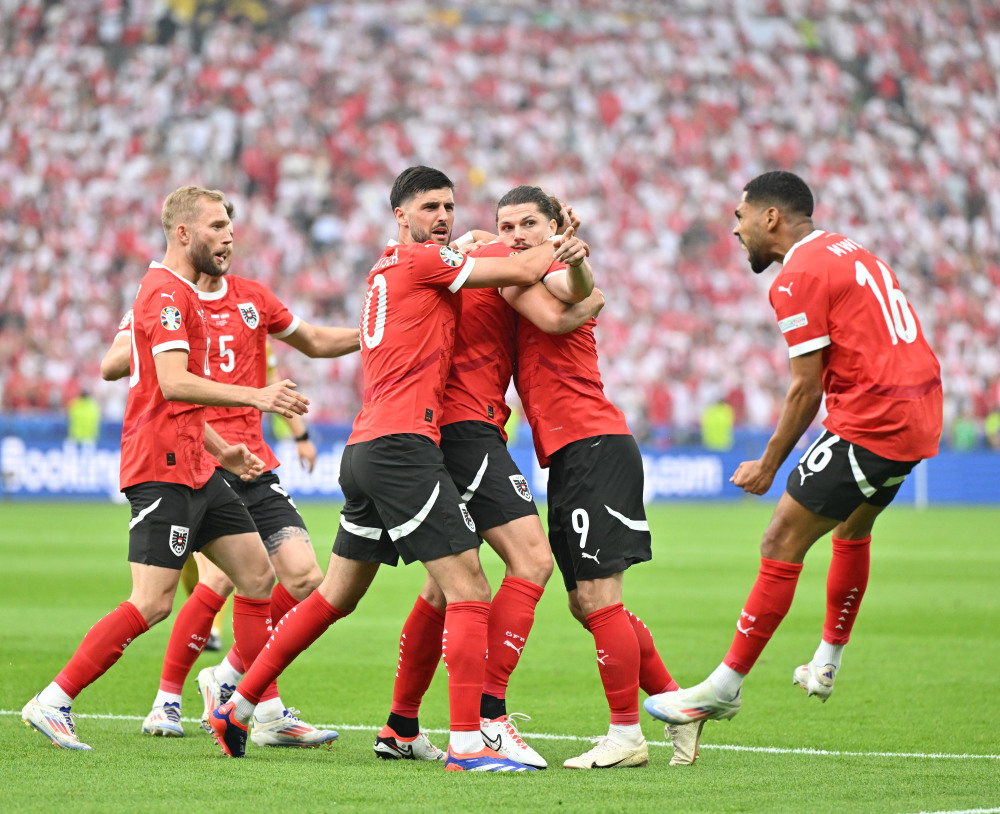 开云体育在线-波兰球队在国际赛事中崭露头角