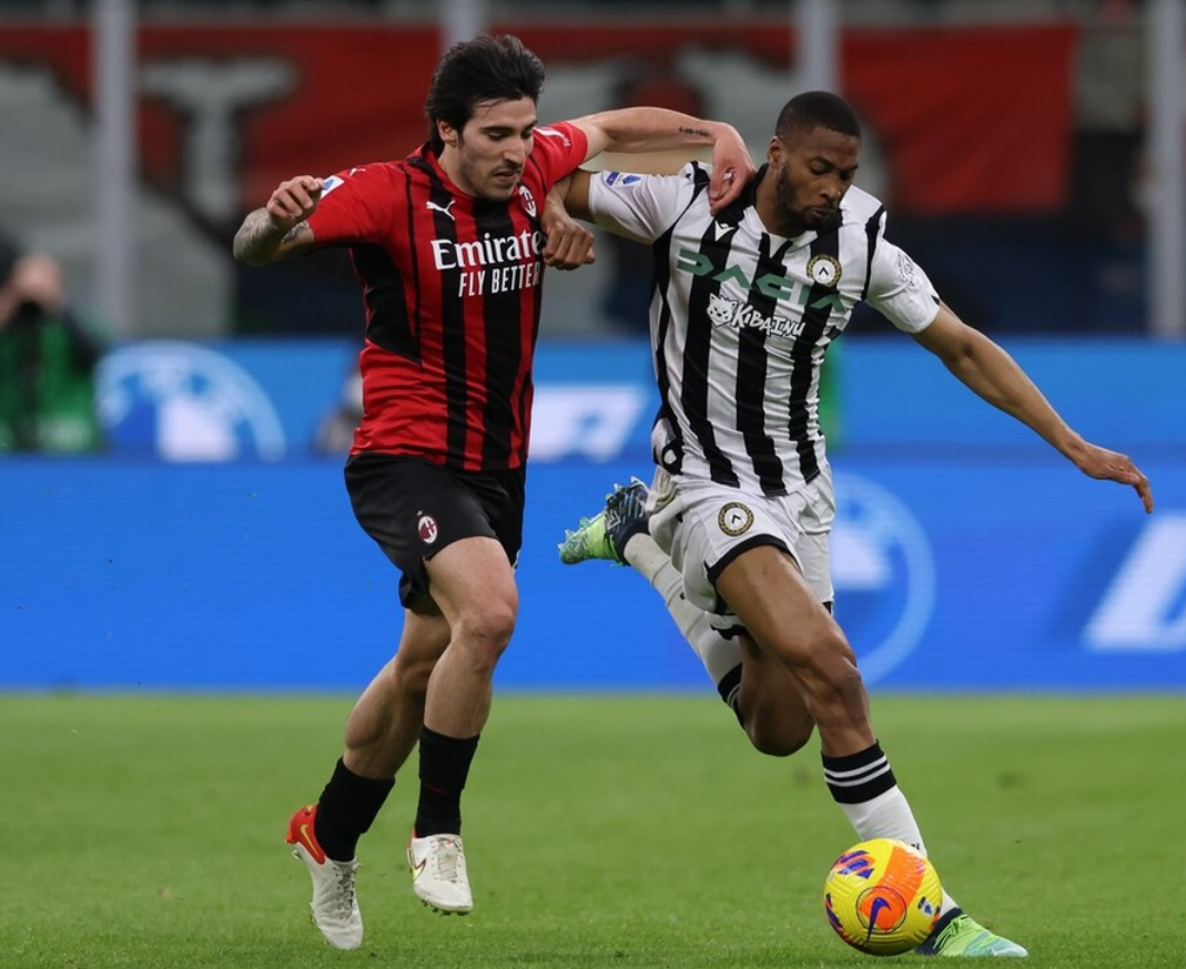 开云体育app-奥地利绝杀AC米兰，奥亚尔萨瓦尔状态火热的简单介绍