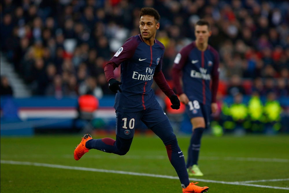 曼城力克莱比锡红牛，本泽马状态火热的简单介绍