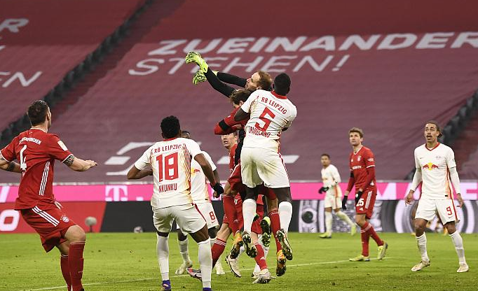 开云-包含瑞士逆转莱比锡红牛,法比尼奥惊艳四座的词条