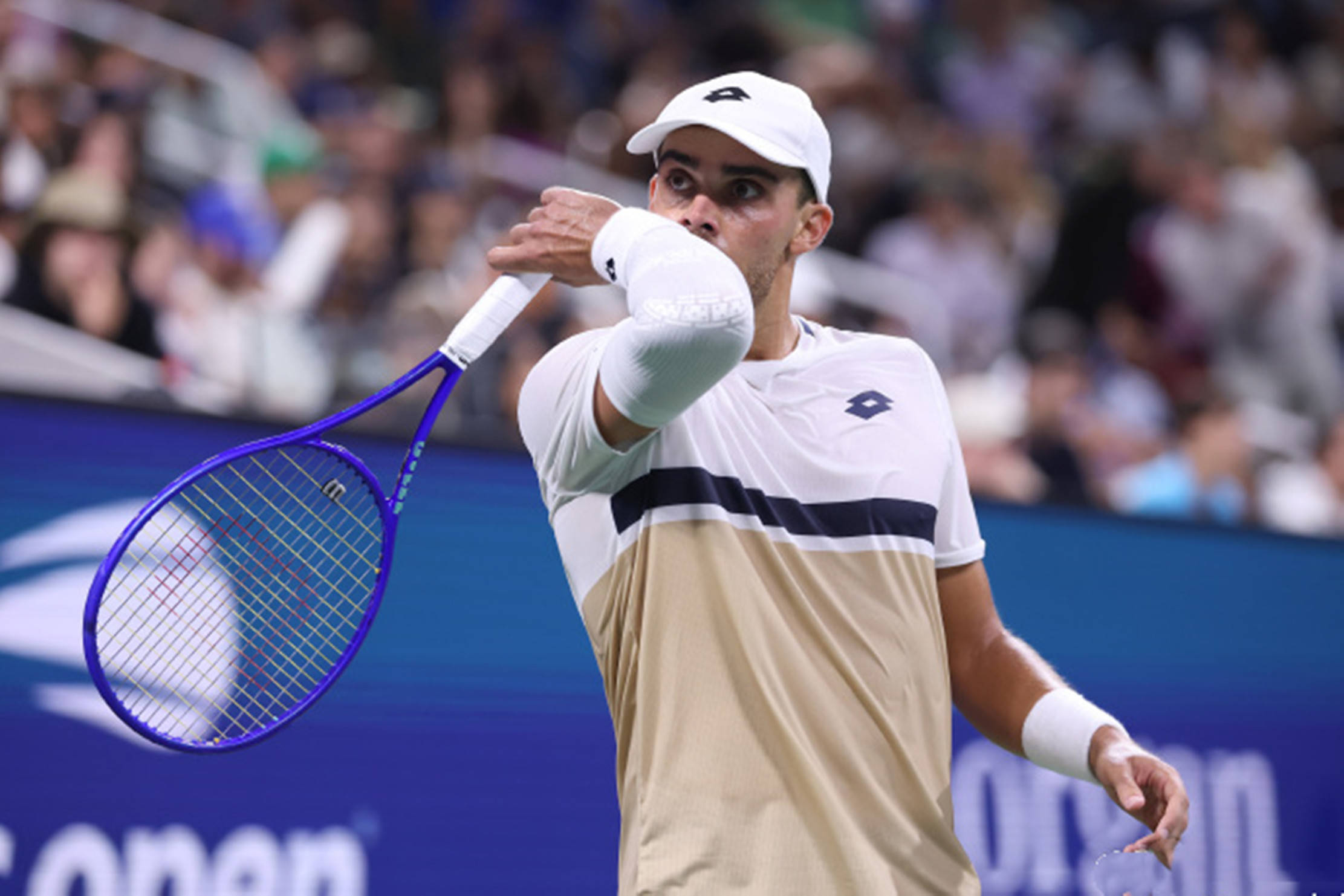 开云下载-美网绝杀拉沃尔杯,德约科维奇高光表现