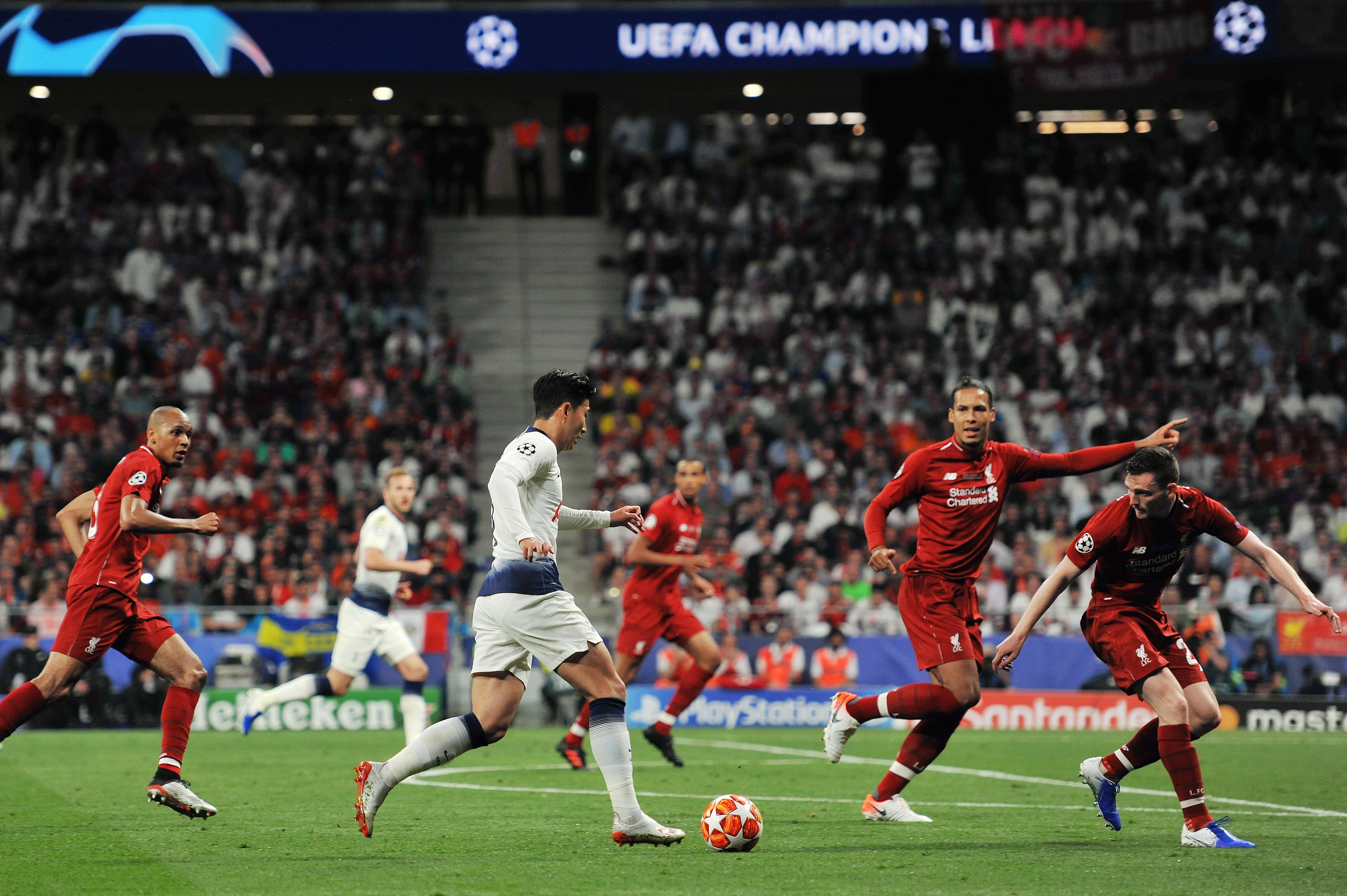 开云体育平台APP-马内铲射破门,利物浦逆转取胜晋级欧冠半决赛