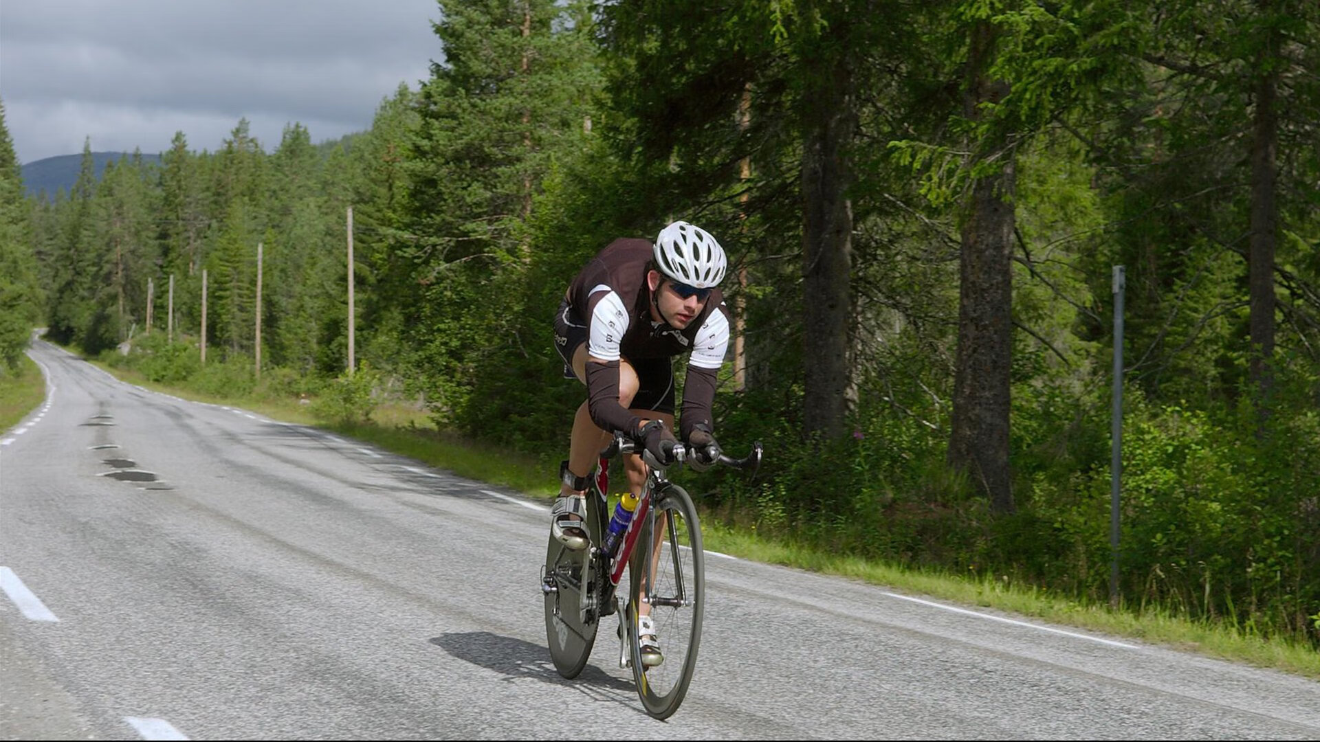 唯一性，当瑞典踏平土耳其，布鲁诺在德甲争冠战中诠释何为接管