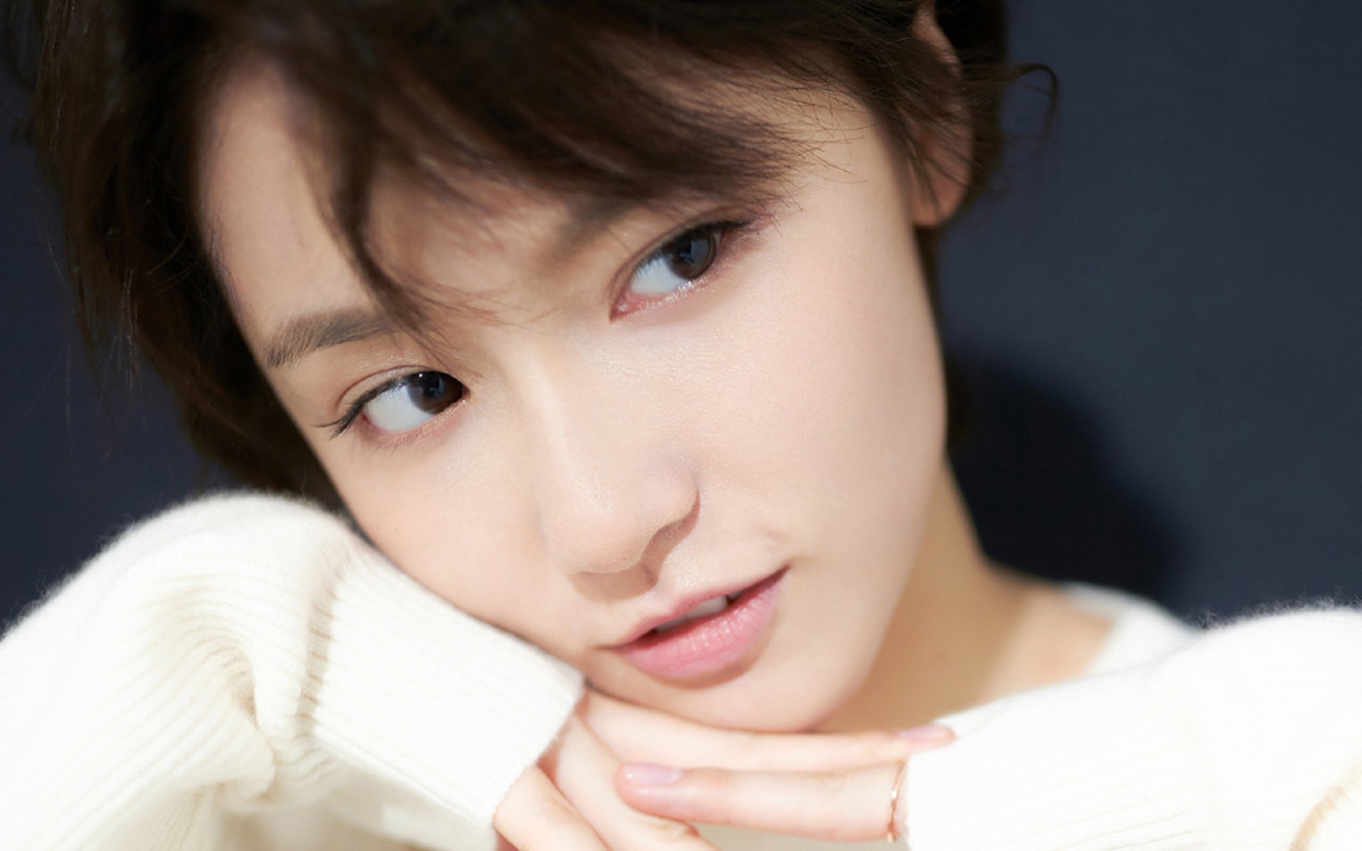 绝境求生！老鹰生死战险胜雄鹿，福克斯一剑封喉成关键先生